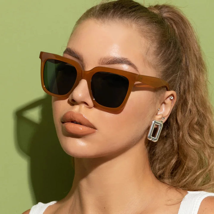 Retro Rectangle Sunglasses – Women’s Fashion Shades
