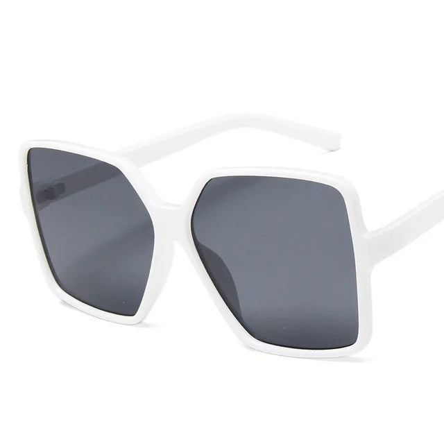 Oversized Gradient Sunglasses – Women UV400 Design