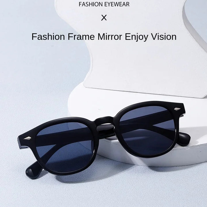 Invest in style and protection with our 2026 Unisex Rectangular Sunglasses. Sophisticated vintage look, modern design, and UV400 protection for men and women who value exclusivity. Elevate your look with accessible luxury and premium comfort.